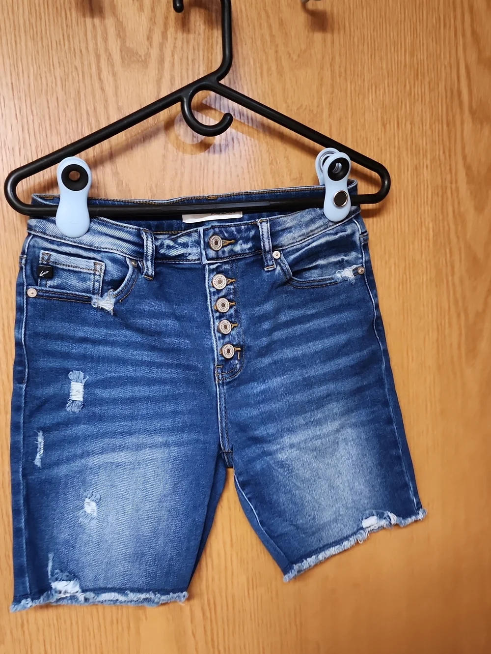 KanCan Distressed Blue Denim Shorts womens M number 1251